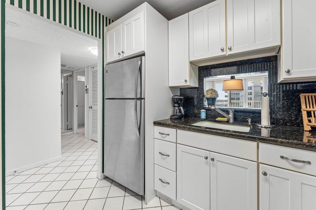 3540 S Ocean Boulevard 601, South Palm Beach, FL 33480