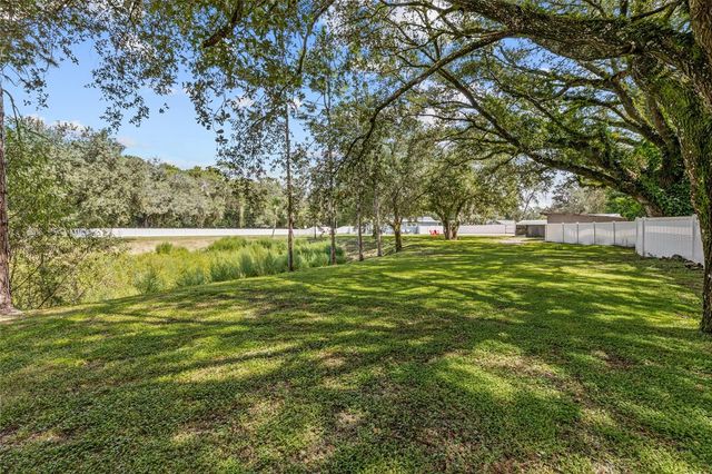 15124 N 19TH STREET, Lutz, FL 33549
