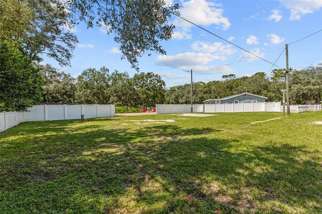 15124 N 19TH STREET, Lutz, FL 33549