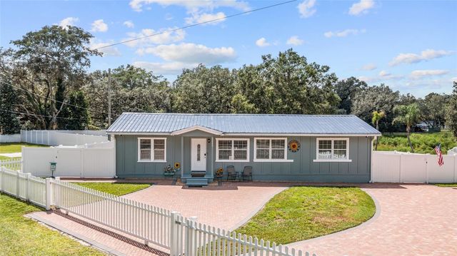 15124 N 19TH STREET, Lutz, FL 33549