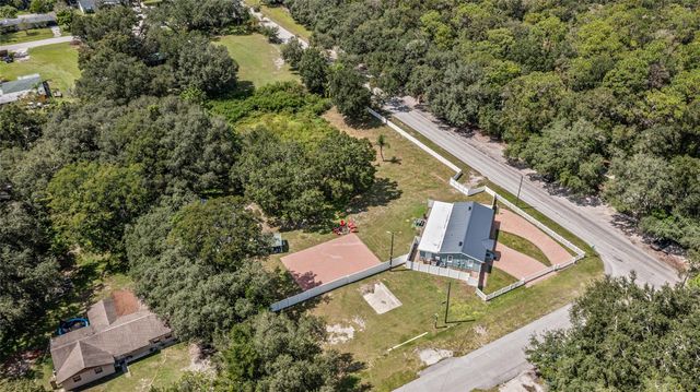 15124 N 19TH STREET, Lutz, FL 33549