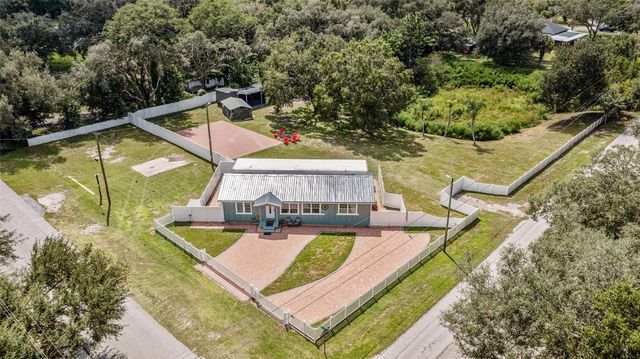 15124 N 19TH STREET, Lutz, FL 33549