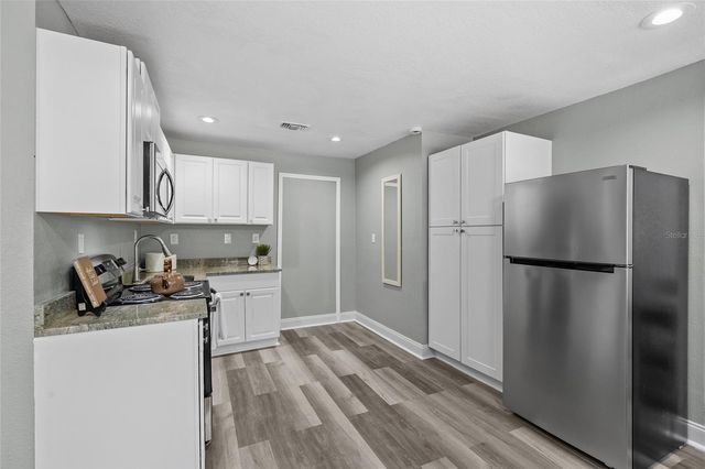 15124 N 19TH STREET, Lutz, FL 33549