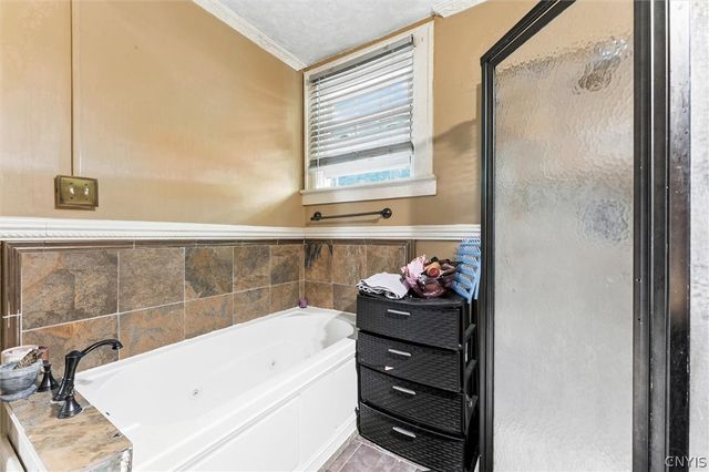 122 Cortland Place, Syracuse, NY 13207