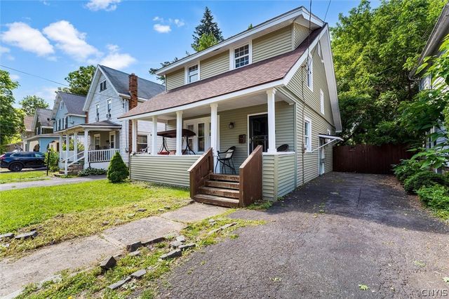 122 Cortland Place, Syracuse, NY 13207