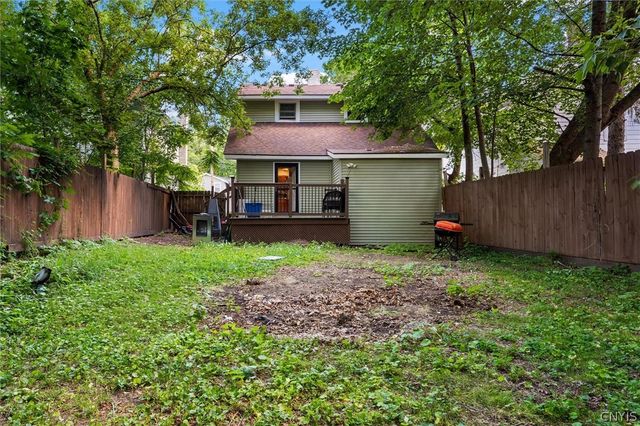 122 Cortland Place, Syracuse, NY 13207