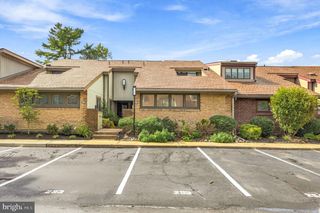 253 UXBRIDGE DR, Cherry Hill, NJ 08034