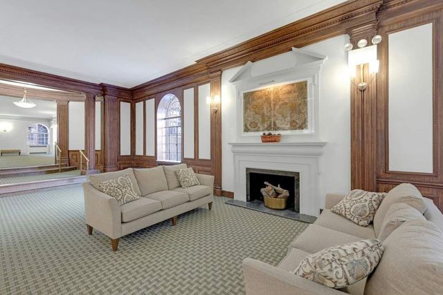 8451 Beverly Rd Apt 1A, New York City, NY 11415