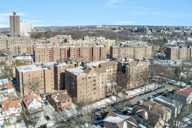8451 Beverly Rd Apt 1A, New York City, NY 11415