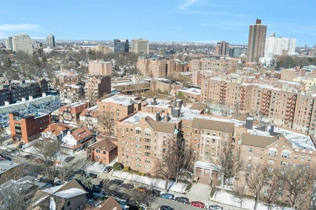 8451 Beverly Rd Apt 1A, New York City, NY 11415
