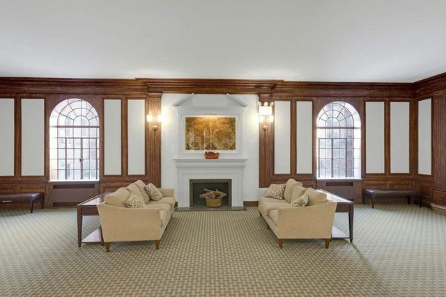 8451 Beverly Rd Apt 1A, New York City, NY 11415