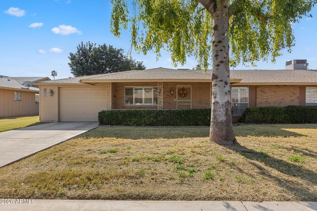 9913 W SPRUCE Drive, Sun City, AZ 85351