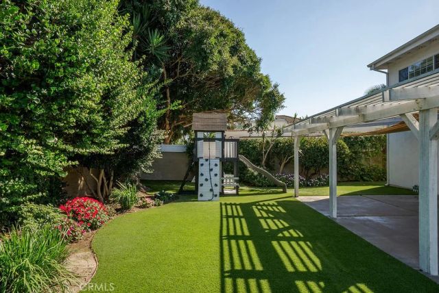 21072 Amberwick, Huntington Beach, CA 92646