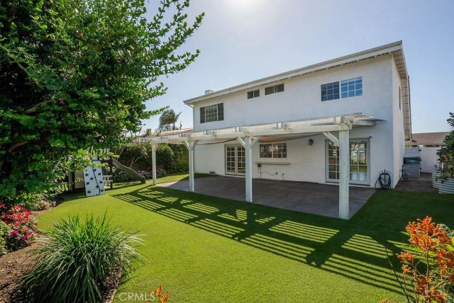 21072 Amberwick, Huntington Beach, CA 92646