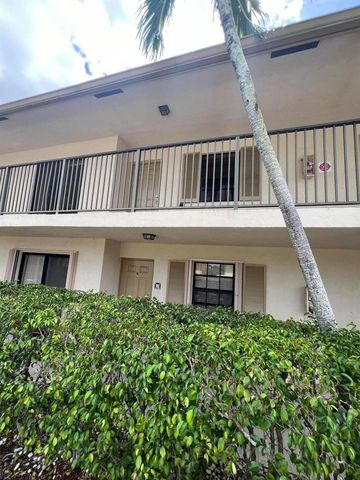 960 NW 45th Street B-6, Deerfield Beach, FL 33064