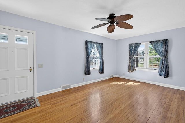 1402 Farragut Street, Madison, WI 53704