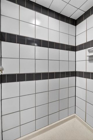 1402 Farragut Street, Madison, WI 53704