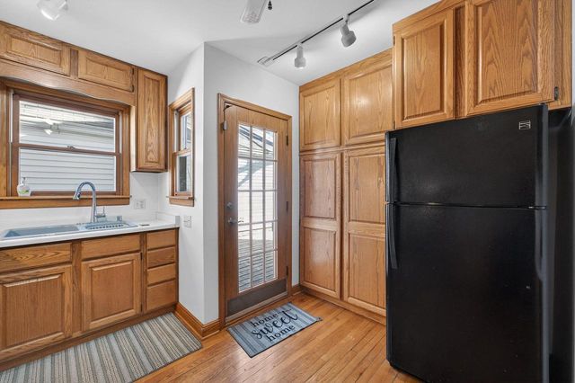 1402 Farragut Street, Madison, WI 53704