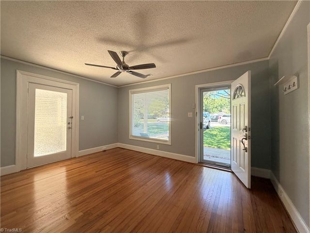2305 Pisgah Church Road, Greensboro, NC 27455
