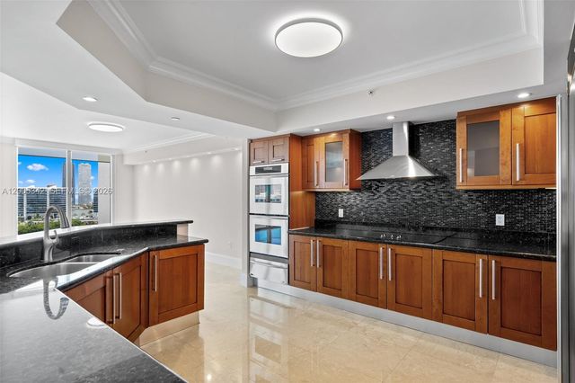 3301 NE 183rd St 1604, Aventura, FL 33160