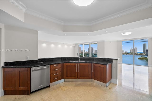 3301 NE 183rd St 1604, Aventura, FL 33160