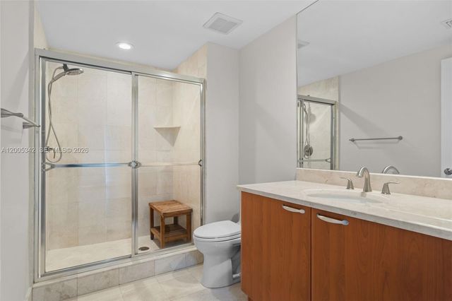 3301 NE 183rd St 1604, Aventura, FL 33160