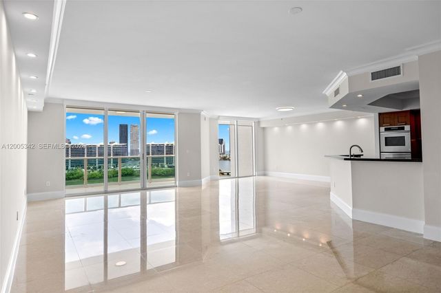 3301 NE 183rd St 1604, Aventura, FL 33160