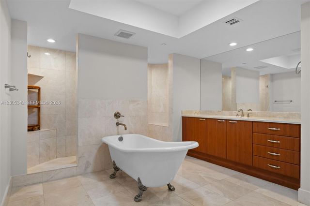 3301 NE 183rd St 1604, Aventura, FL 33160