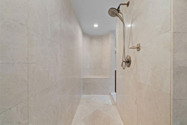 3301 NE 183rd St 1604, Aventura, FL 33160