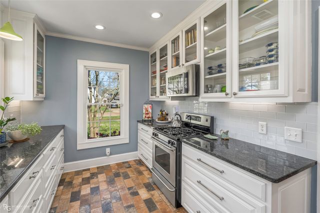 279 Carrollton Avenue, Shreveport, LA 71105