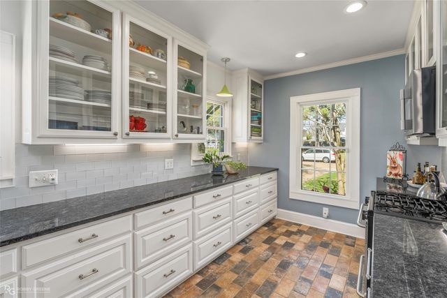 279 Carrollton Avenue, Shreveport, LA 71105