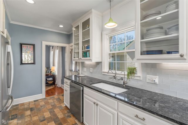 279 Carrollton Avenue, Shreveport, LA 71105