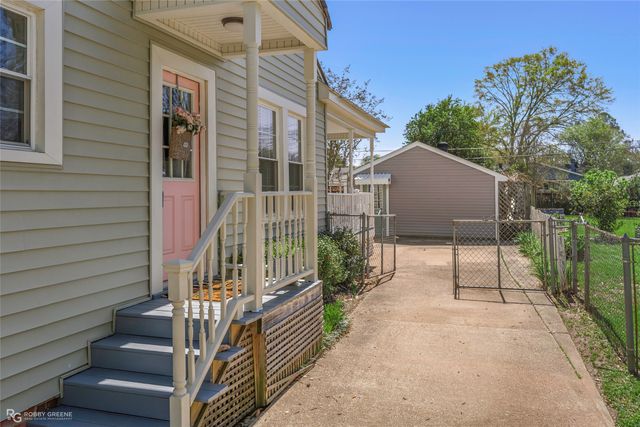 279 Carrollton Avenue, Shreveport, LA 71105