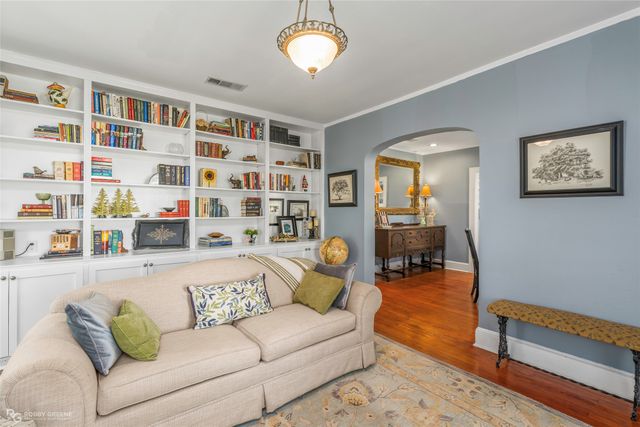 279 Carrollton Avenue, Shreveport, LA 71105