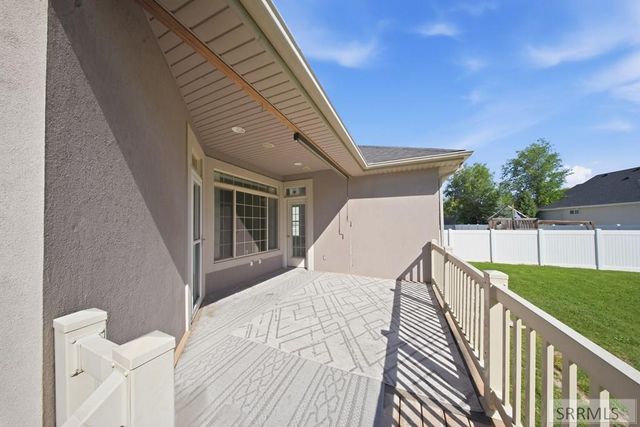 299 La Costa Drive, Idaho Falls, ID 83401