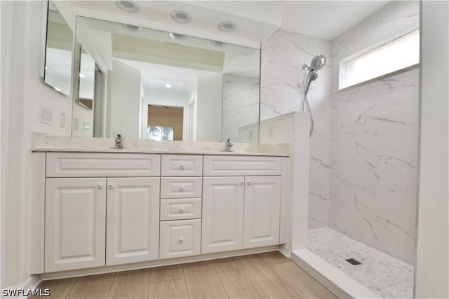 8196 Ibis Cove CIR B210, Naples, FL 34119