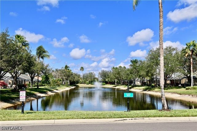 8196 Ibis Cove CIR B210, Naples, FL 34119