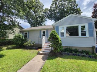 9 Gregg St 9, Woburn, MA 01801