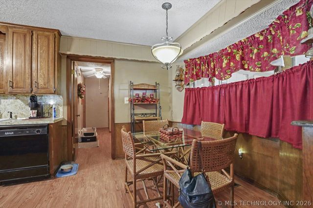 13576 S 275th East Avenue, Coweta, OK 74429