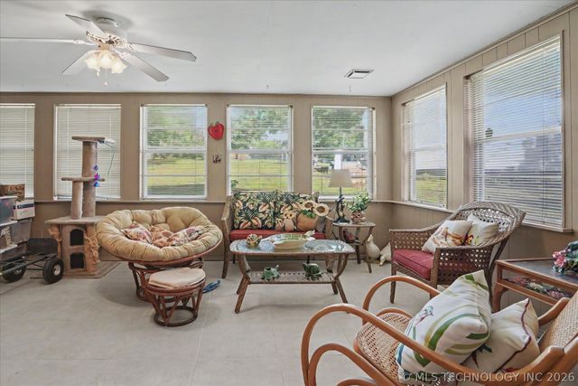 13576 S 275th East Avenue, Coweta, OK 74429