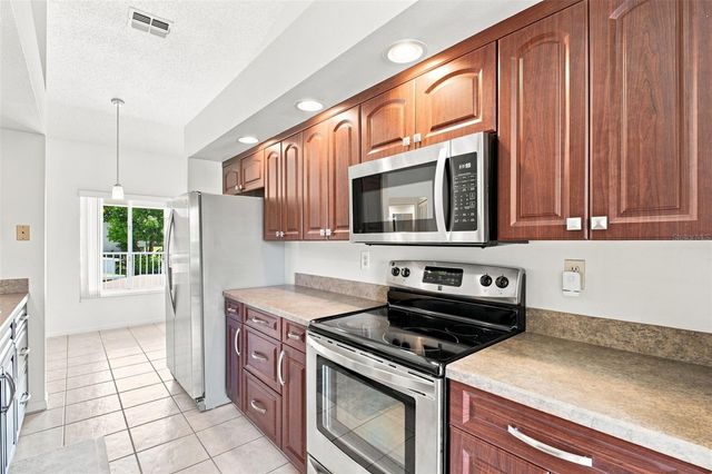 3588 INDIGO POND DRIVE 12, Palm Harbor, FL 34685