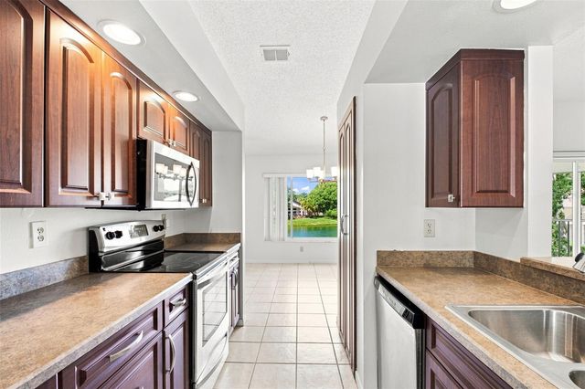 3588 INDIGO POND DRIVE 12, Palm Harbor, FL 34685