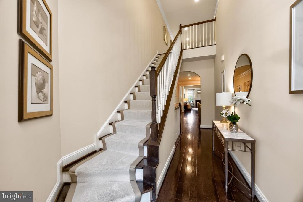 607 CLIFF LN, MALVERN, PA 19355 — photo 3