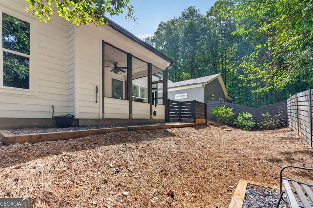 1058 Amarose Lane NE, Marietta, GA 30066