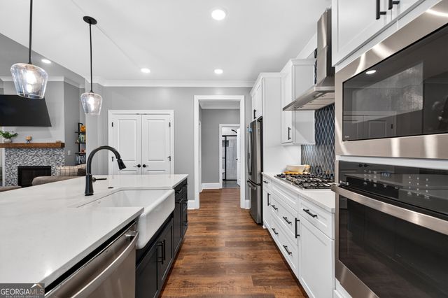 1058 Amarose Lane NE, Marietta, GA 30066