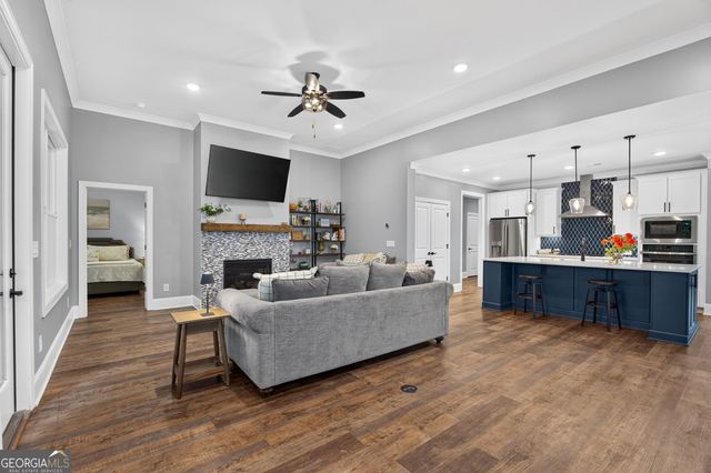 1058 Amarose Lane NE, Marietta, GA 30066