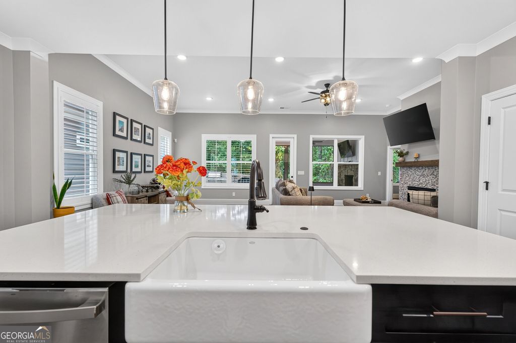 1058 Amarose Lane NE, Marietta, GA 30066 — photo 5