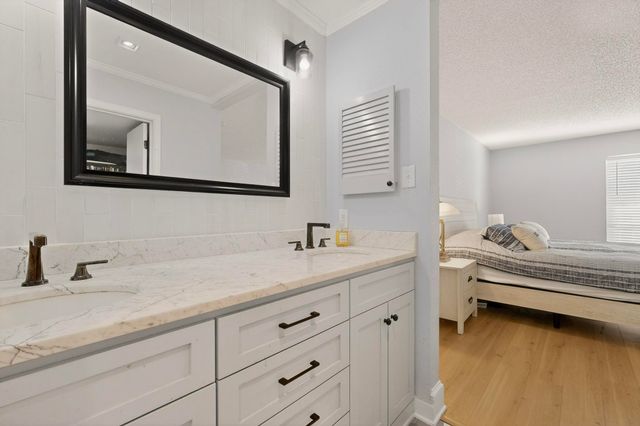 5939 Copperwood Lane 1153, Dallas, TX 75248