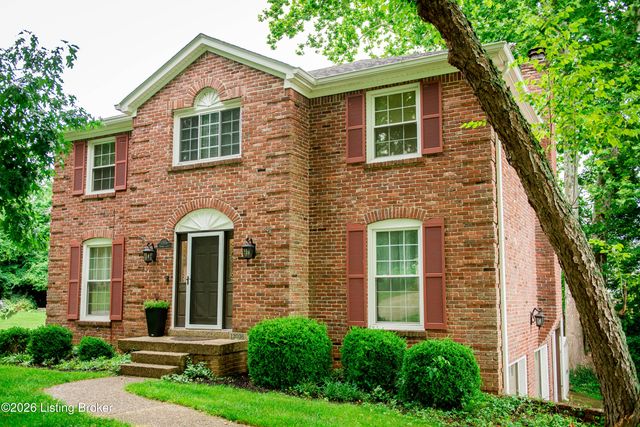 12036 Running Creek Rd, Douglass Hills, KY 40243