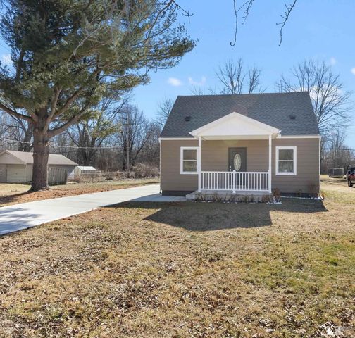 533 Center Street, Carleton, MI 48117